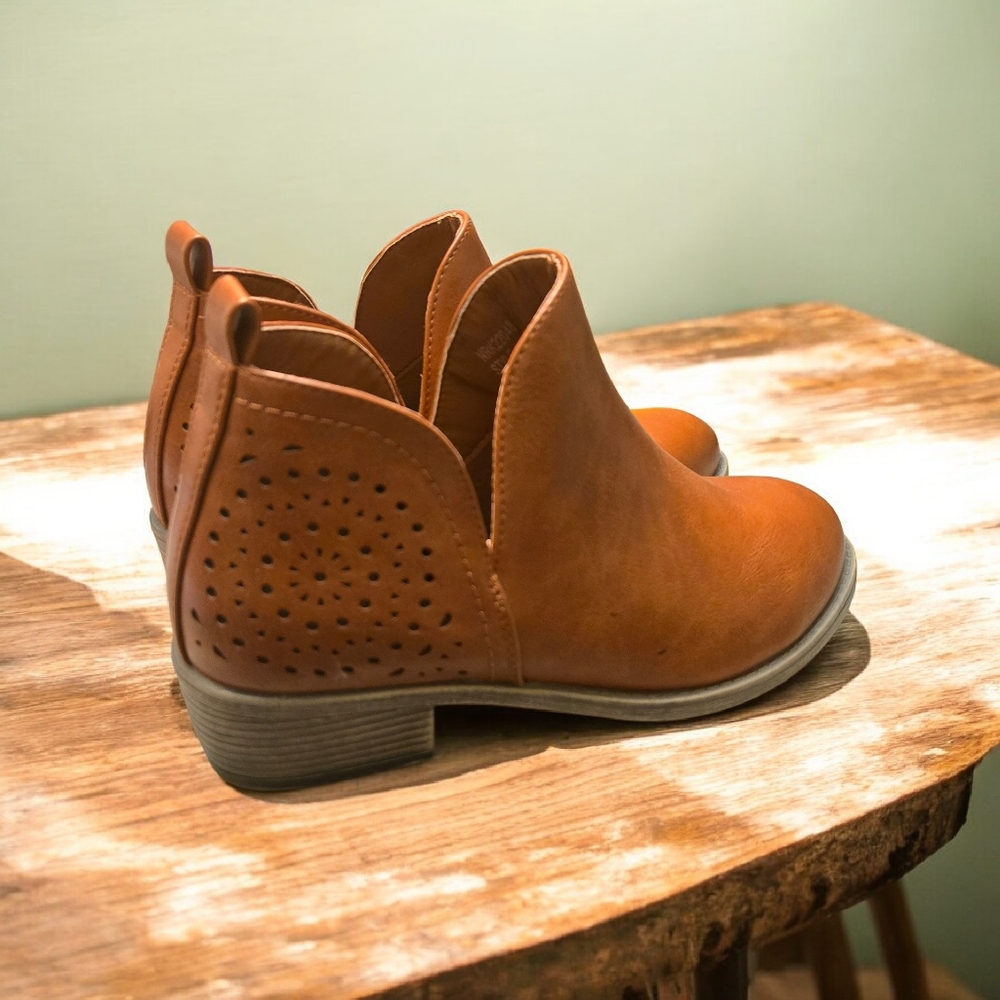 Vepose Women's Brown Chukka Boots Size 6.5 - Picture 2 of 5